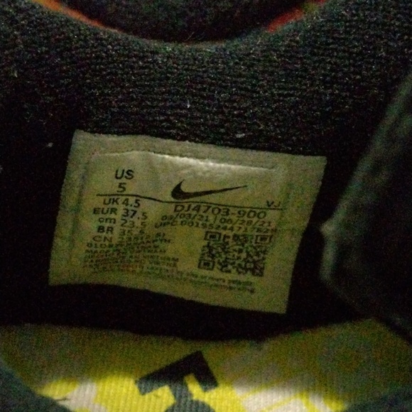 NikevAir Max 90 Familia ~ Latino heritage ~US 5, EUR 37.5 - Picture 7 of 13